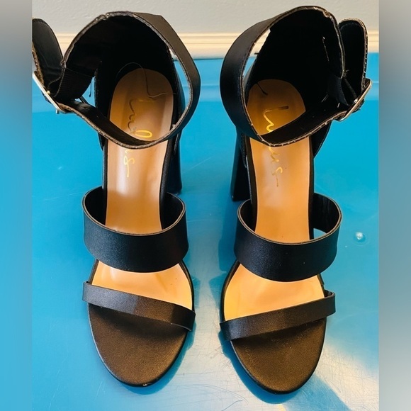 LULU’S Black Ankle Strap Open Toe Sandal Heels Size 7 - Picture 4 of 9